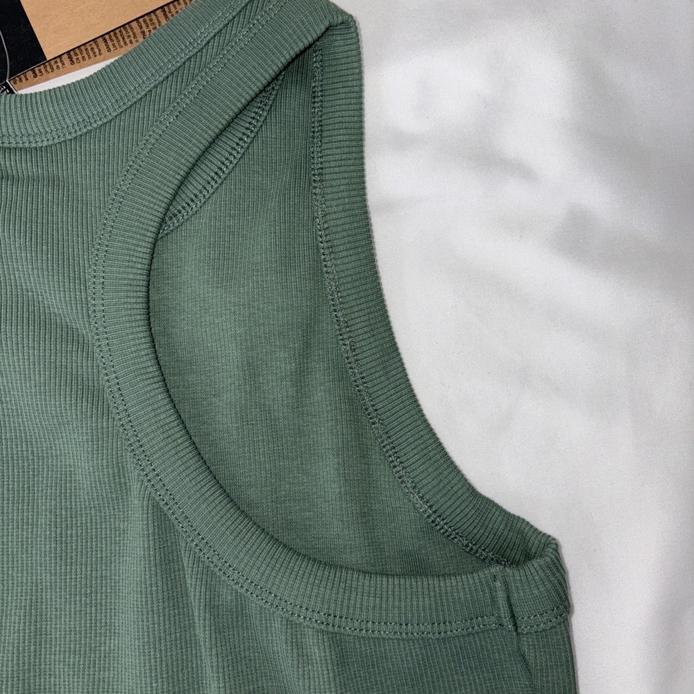 The North Face Women's Slim Rib Tank Size Large Color Duck Green - Picture 7 of 7